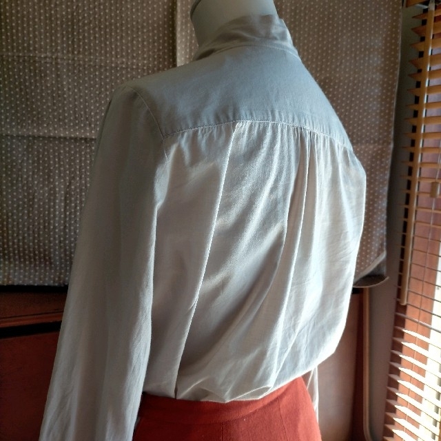 MUJI (無印良品)(ムジルシリョウヒン)の無印良品  ボウタイブラウス 綿シルク レディースのトップス(シャツ/ブラウス(長袖/七分))の商品写真