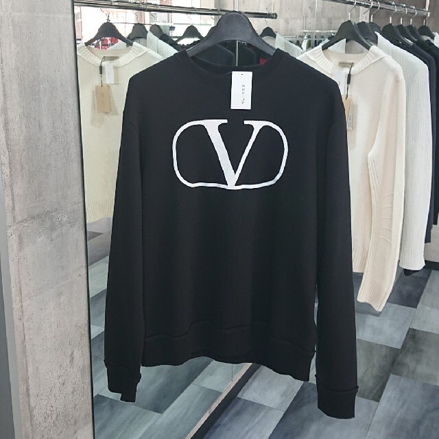 VALENTINO  トレーナー　（値引き可能）