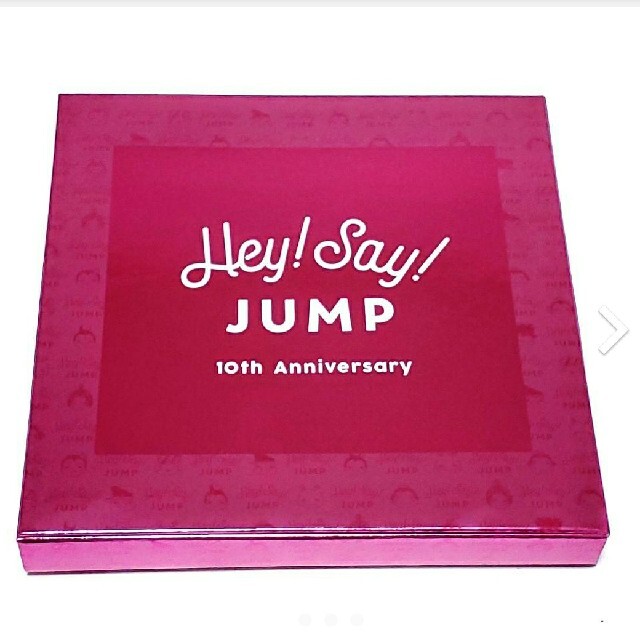 Hey! Say! JUMP(ヘイセイジャンプ)の♡Hey!Say!JUMP♡10周年記念FC会員限定パスケース（集合写真入り）♡ エンタメ/ホビーのタレントグッズ(アイドルグッズ)の商品写真