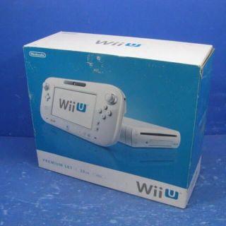 Wii U 本体【送料込み】　Ｒ116(家庭用ゲーム機本体)