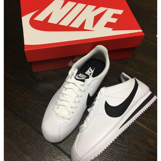 新品☆NIKE☆CLASSIC CORTEZ コルテッツ スニーカー 2