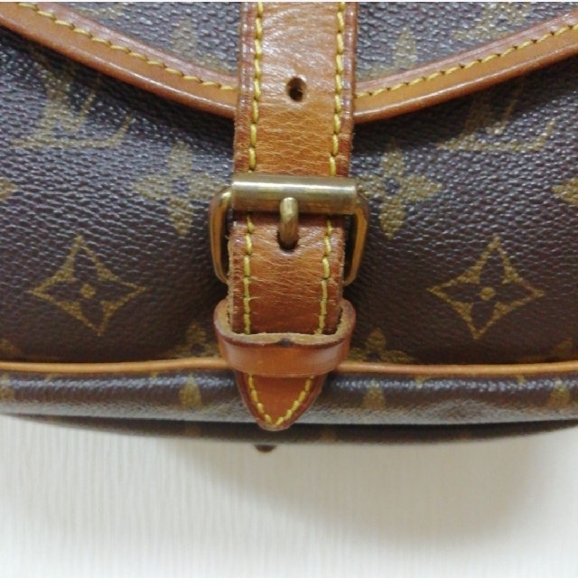 ヴィトン　LOUIS VUITTON　ショルダーバッグ