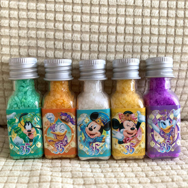 Disney(ディズニー)のディズニー バスソルト コスメ/美容のボディケア(入浴剤/バスソルト)の商品写真