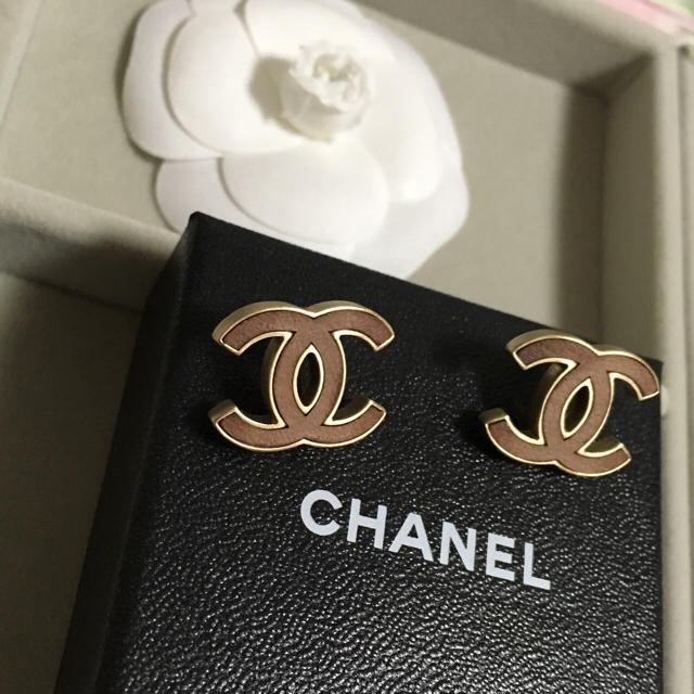 CHANEL - シャネル ピアス レシート有の通販 by ♡ LOVELY SHOP ...