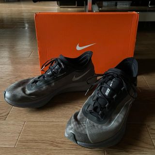 ナイキ(NIKE)のNIKE ZOOM FLY 3 ズームフライ3 メタリックシルバー(シューズ)