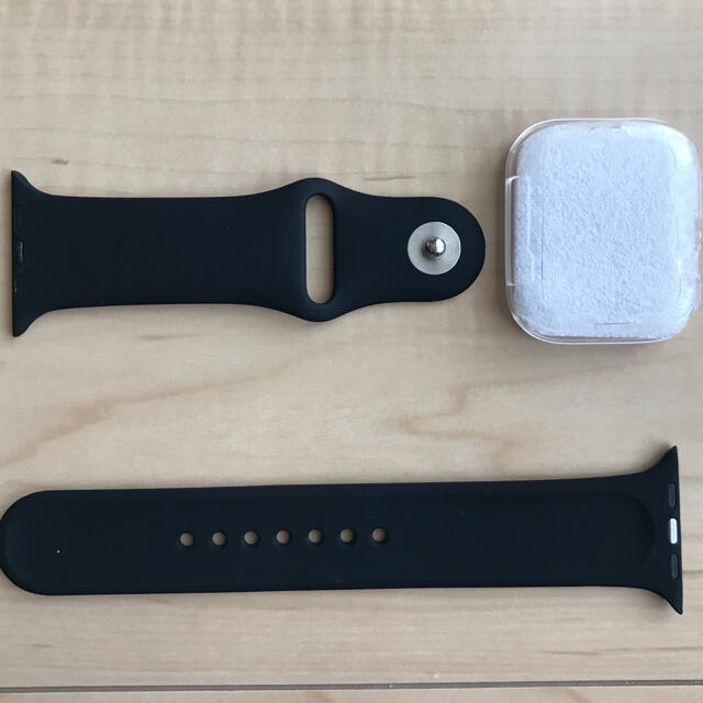 Apple Watch(アップルウォッチ)のapple watch バンド　(42mm 44mm （M-L）, 黒) メンズの時計(ラバーベルト)の商品写真