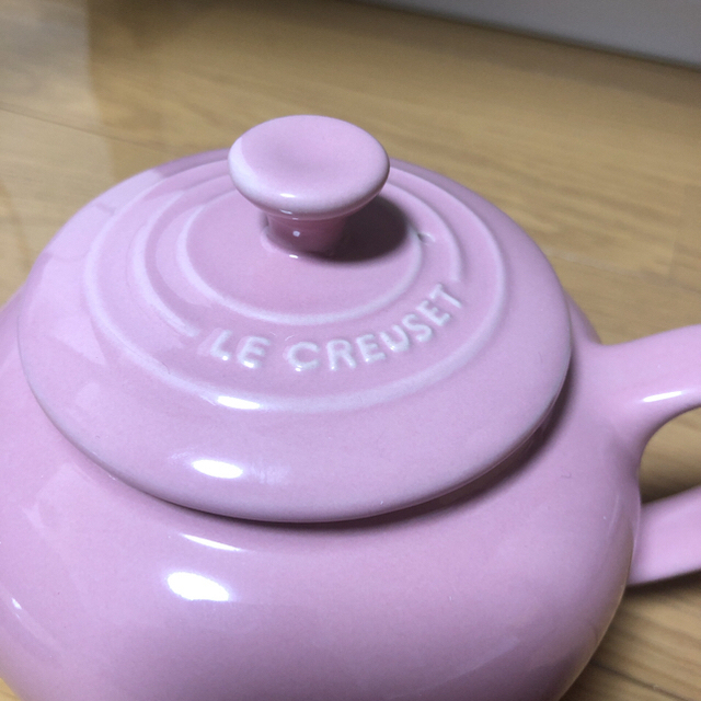 LE CREUSET(ルクルーゼ)のルクルーゼティーセット⭐︎新品箱入り インテリア/住まい/日用品のキッチン/食器(グラス/カップ)の商品写真