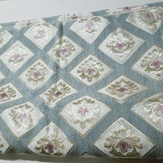 ローラアシュレイ(LAURA ASHLEY)の再値下げ☆ｸｯｼｮﾝｶﾊﾞｰ約56×60(クッションカバー)