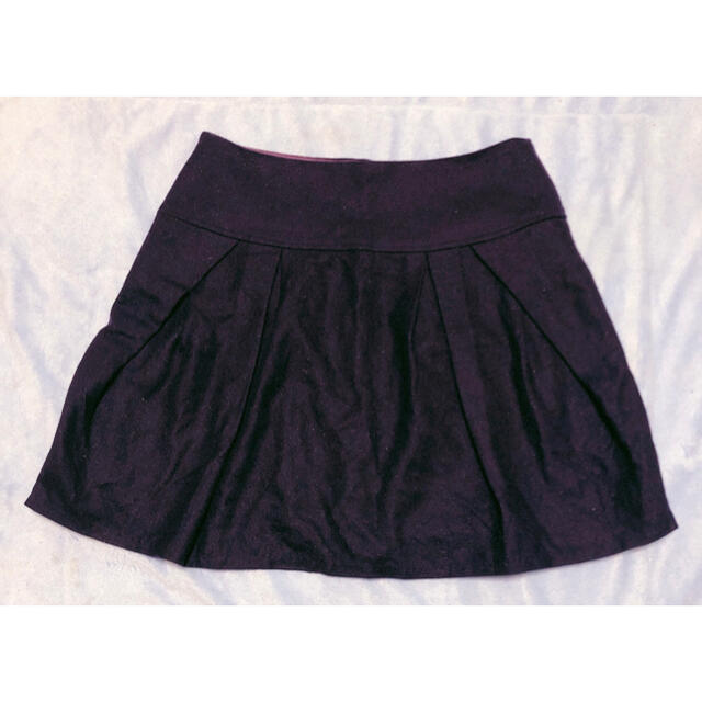 LUCA(ルカ)の美品　LUCA ミニスカート　パープル　ラメ　日本製 レディースのスカート(ミニスカート)の商品写真