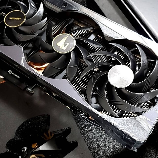 GIGABYTE AORUS GeForce RTX3090 XTREME 24 スマホ/家電/カメラのPC/タブレット(PCパーツ)の商品写真