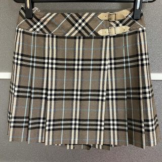 バーバリー(BURBERRY)のスカート(ミニスカート)