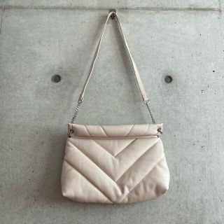 ザラ(ZARA)の★ザラ★ふわふわバッグ ショルダーバッグ ポシェット クリームベージュ 1回使用(ショルダーバッグ)