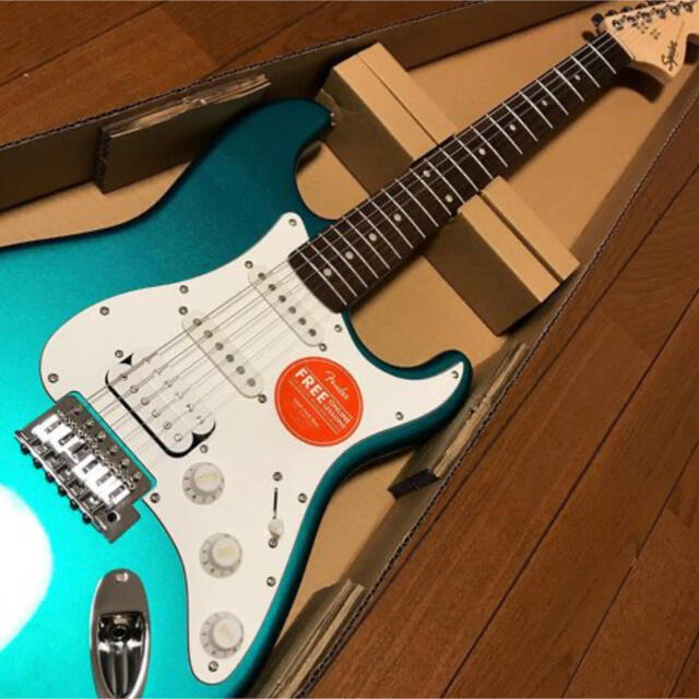 新品日本製 スクワイア Squier ストラト ストラトキャスター SSH 楽器
