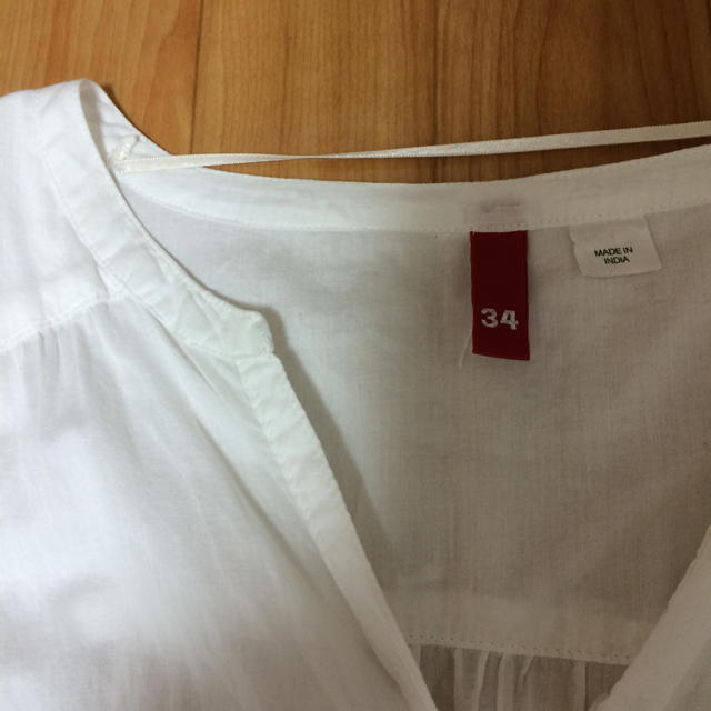 H&M(エイチアンドエム)のH&M 薄手 プルオーバー レディースのトップス(シャツ/ブラウス(半袖/袖なし))の商品写真