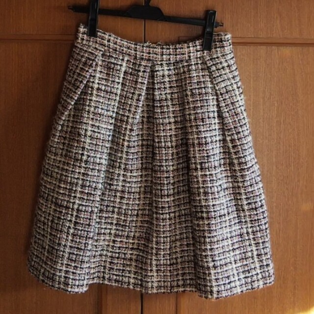 31 Sons de mode(トランテアンソンドゥモード)のトランテアン ツイードスカート レディースのスカート(ひざ丈スカート)の商品写真
