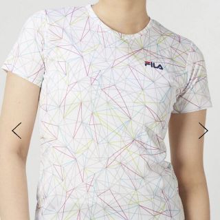 フィラ(FILA)の新品未開封✨FILAフィットネストップス(ウェア)