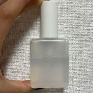 キャンメイク(CANMAKE)のメイクミーハッピー　フレグラスウォーター　WHITE(香水(女性用))