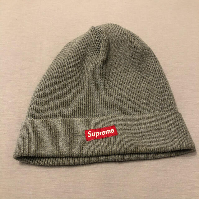 Supreme(シュプリーム)のニット帽　ビーニー　supreme グレー　夏 メンズの帽子(ニット帽/ビーニー)の商品写真