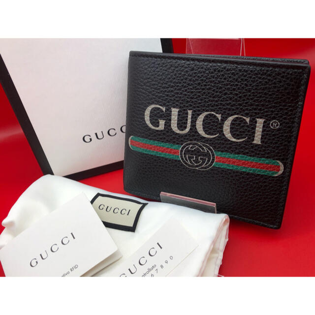 Gucci - 新品未使用　GUCCI  ロゴ　プリント　二つ折り財布　シェリーライン