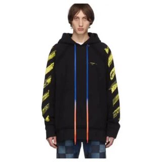 オフホワイト(OFF-WHITE)のモアテン 専用(パーカー)