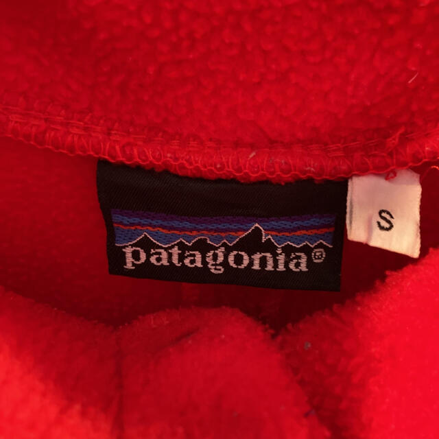 patagonia(パタゴニア)の【パタゴニア patagonia】シンチラ フリース　レッド　スナップ　ハーフ メンズのジャケット/アウター(ブルゾン)の商品写真