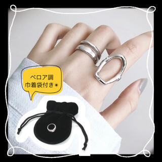 【週末限定価格】変形デザイン シルバー925 リング　セット　指輪　新品(リング(指輪))