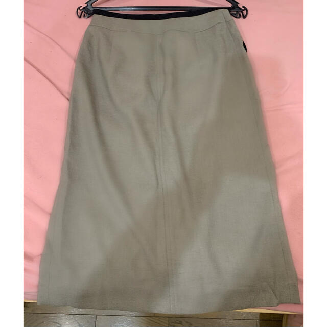 Pinky&Dianne(ピンキーアンドダイアン)のPINKY&DIANNE 配色パイピングスカート レディースのスカート(ひざ丈スカート)の商品写真