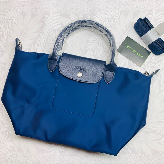 LONGCHAMP(ロンシャン)の新品　ロンシャンプリアージュネオS ネイビー レディースのバッグ(ハンドバッグ)の商品写真