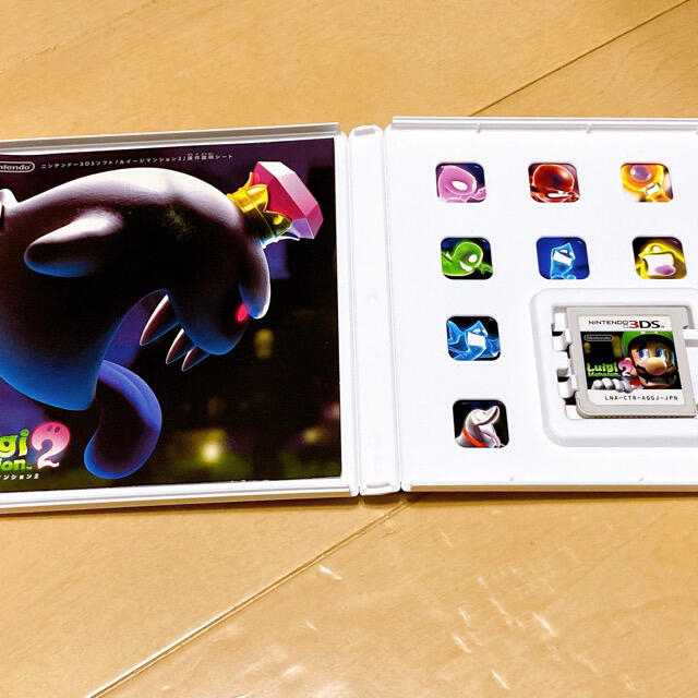 ニンテンドー3DS(ニンテンドー3DS)の【まるさん専用】3DS マリオカート7&ルイージマンション2 &3DS マリオ エンタメ/ホビーのゲームソフト/ゲーム機本体(携帯用ゲームソフト)の商品写真
