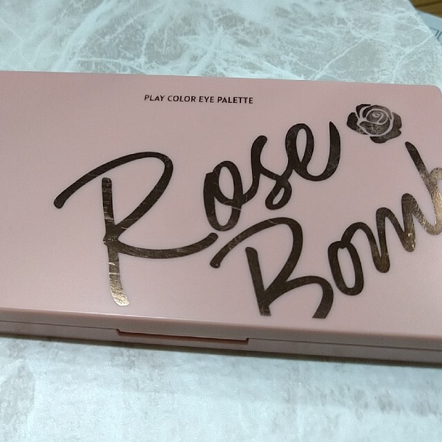 ETUDE HOUSE(エチュードハウス)のETUDE プレイカラーアイパレット Rose Bomb コスメ/美容のベースメイク/化粧品(アイシャドウ)の商品写真