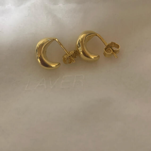 DEUXIEME CLASSE(ドゥーズィエムクラス)のドゥーズィエムクラス　【LAVER/ラバー】GOLD HALF MOON ピアス レディースのアクセサリー(ピアス)の商品写真