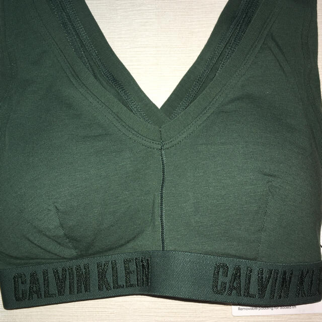 Calvin Klein(カルバンクライン)のカルバンクライン　パッド付きブラレット レディースの下着/アンダーウェア(ブラ)の商品写真