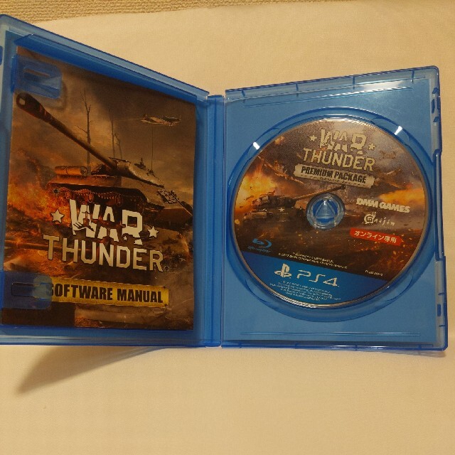 PlayStation4(プレイステーション4)のWar Thunder プレミアムパッケージ PS4 エンタメ/ホビーのゲームソフト/ゲーム機本体(家庭用ゲームソフト)の商品写真