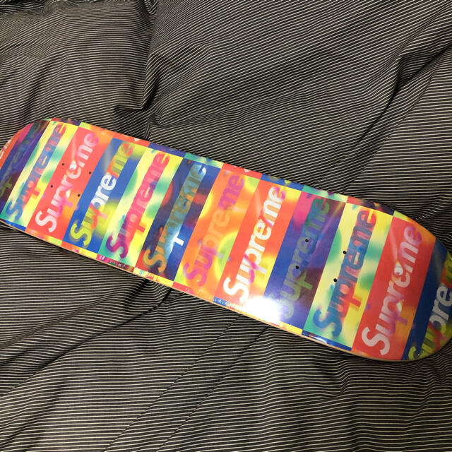 【海外 正規品】 20SS supreme - Supreme Distorted Skateboard Logo スケートボード