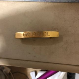 CHANEL(バレッタ/ヘアクリップ)のフリマアイテム一覧 CHANEL(バレッタ/ヘアクリップ)のフリマアイテム一覧