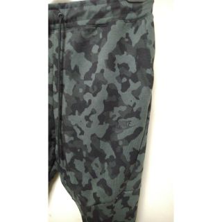 ナイキ(NIKE)の新品 NIKE CAMOUFLAGE TECH FLEECE PANT S 迷彩(その他)