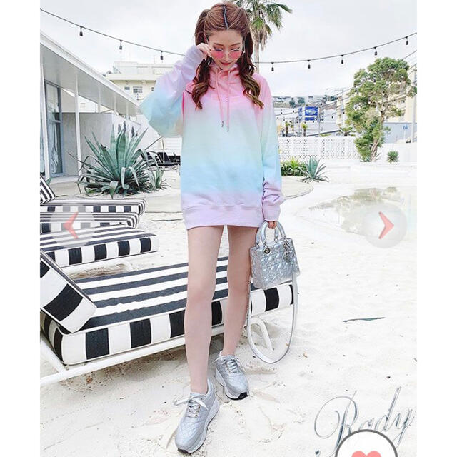 Rady - 期間限定価格‼️新品 RADY 2021 新作 レインボーパーカーの通販 Rady - 期間限定価格‼️新品 RADY 2021 新作 レインボーパーカーの通販