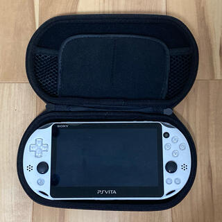プレイステーションヴィータ(PlayStation Vita)のPlayStation Vita   PCH-2000 ZA12(携帯用ゲーム機本体)