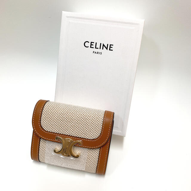 celine(セリーヌ)の値下げしました【新品】CELINE スモールフラップウォレット レディースのファッション小物(財布)の商品写真