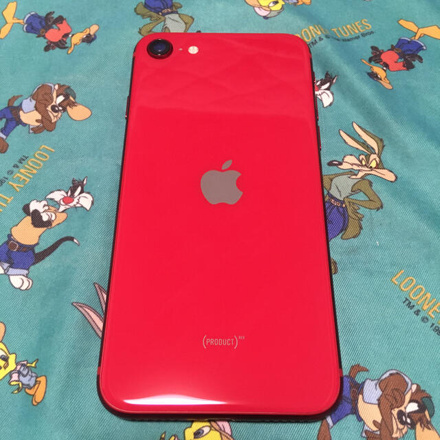 iPhone(アイフォーン)のiPhoneSE 第二世代 PRODUCT RED 128GB スマホ/家電/カメラのスマートフォン/携帯電話(スマートフォン本体)の商品写真