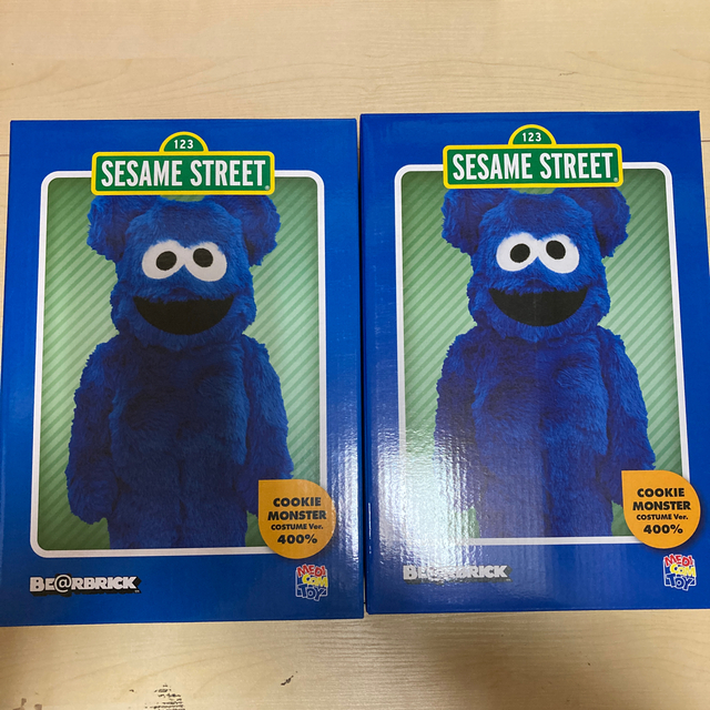 MEDICOM TOY(メディコムトイ)のBE@RBRICK COOKIE MONSTER Costume 400％ ×２ エンタメ/ホビーのフィギュア(その他)の商品写真