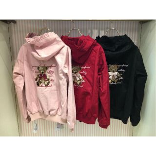 アンクルージュ(Ank Rouge)のアンクルージュ Bear刺繍フリルフードブルゾン(ブルゾン)