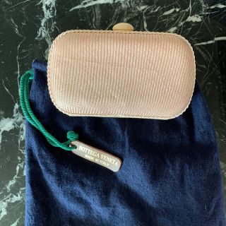 ボッテガヴェネタ(Bottega Veneta)のBOTTEGA VENETA  ピンクベージュ　クラッチバッグ(クラッチバッグ)