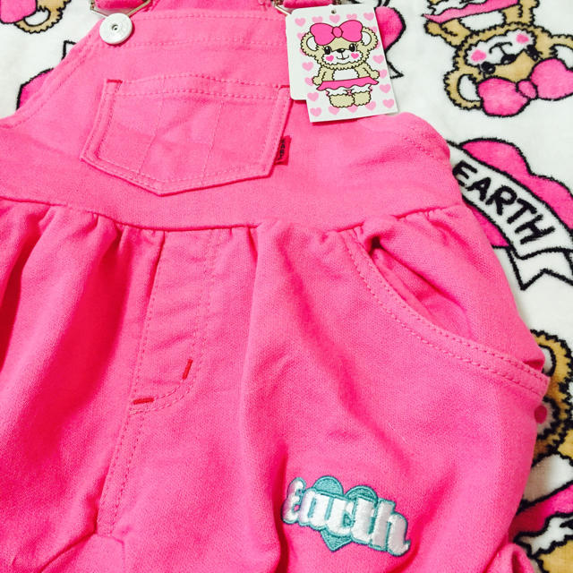 EARTHMAGIC(アースマジック)の新品未使用 アースマジック サロペット キッズ/ベビー/マタニティのキッズ服女の子用(90cm~)(ワンピース)の商品写真