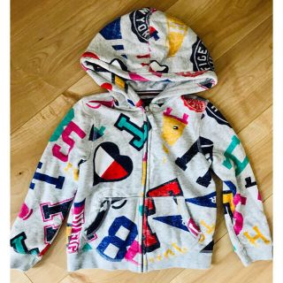 トミーヒルフィガー(TOMMY HILFIGER)の☆なつみ様　専用☆こども　パーカー　XS(4-5) トミーヒルフィガー(ジャケット/上着)