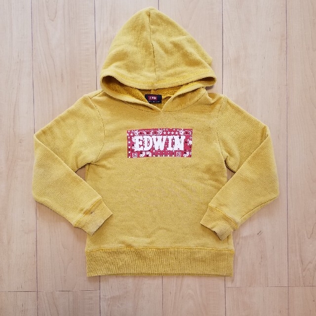 EDWIN(エドウィン)のパーカー　EDWIN　120センチ キッズ/ベビー/マタニティのキッズ服男の子用(90cm~)(Tシャツ/カットソー)の商品写真