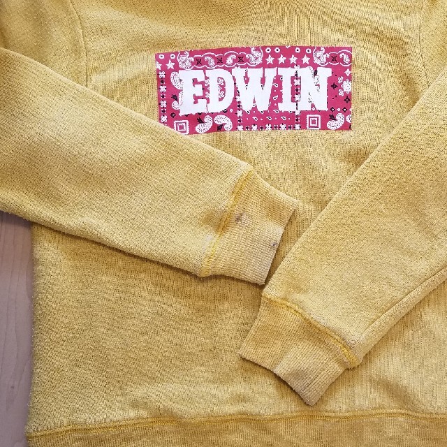 EDWIN(エドウィン)のパーカー　EDWIN　120センチ キッズ/ベビー/マタニティのキッズ服男の子用(90cm~)(Tシャツ/カットソー)の商品写真