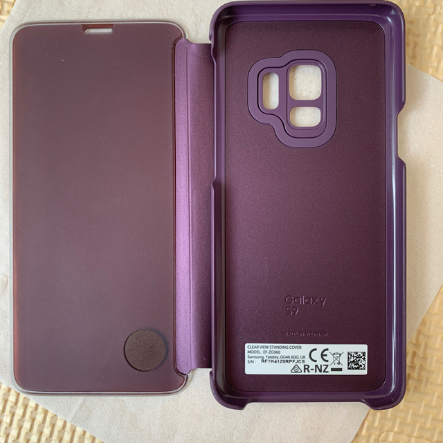 Galaxy(ギャラクシー)のギャラクシー　S9  純正カバー　紫　 スマホ/家電/カメラのスマホアクセサリー(モバイルケース/カバー)の商品写真