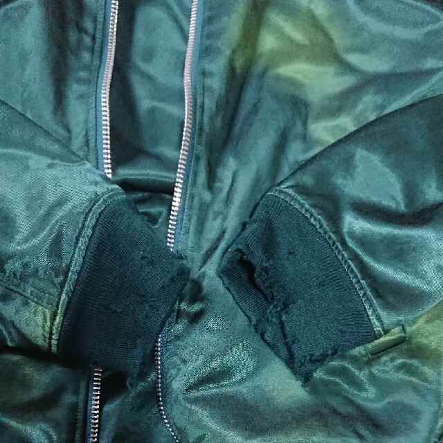 NUBIAN ダメージ MA-1 ボンバージャケット サテン ビッグシルエット メンズのジャケット/アウター(ブルゾン)の商品写真