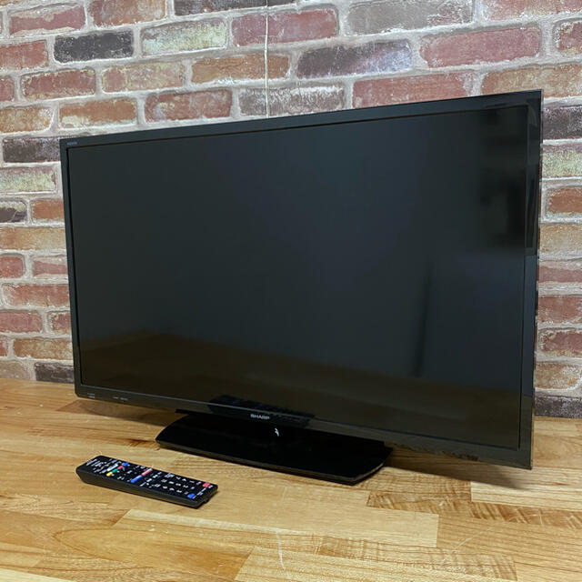 シャープ 32V型 液晶テレビ 2T-C32AE1 ハイビジョン 2019年製 シャープ 32V型 液晶テレビ 2T-C32AE1 ハイビジョン 2019年製